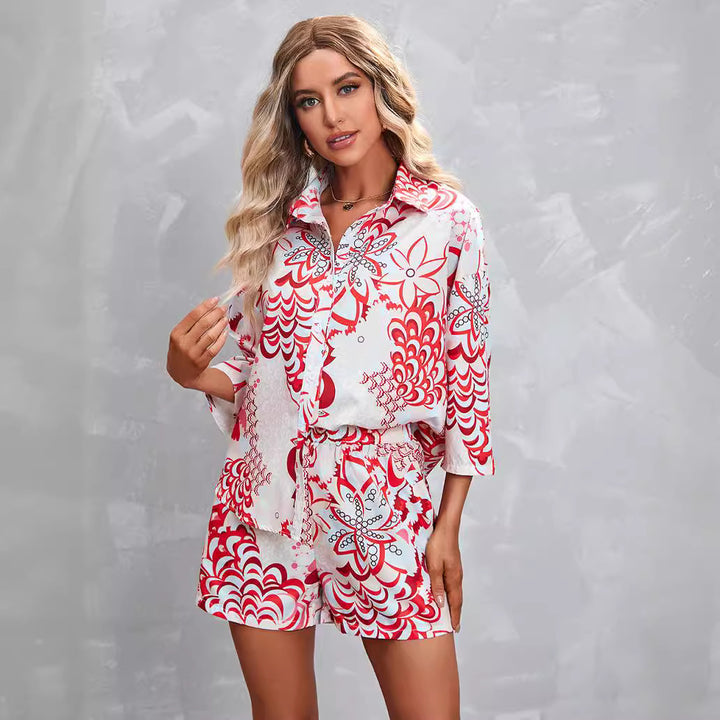 Casual short sleeve women's shirt with elastic waist and modern chic and style