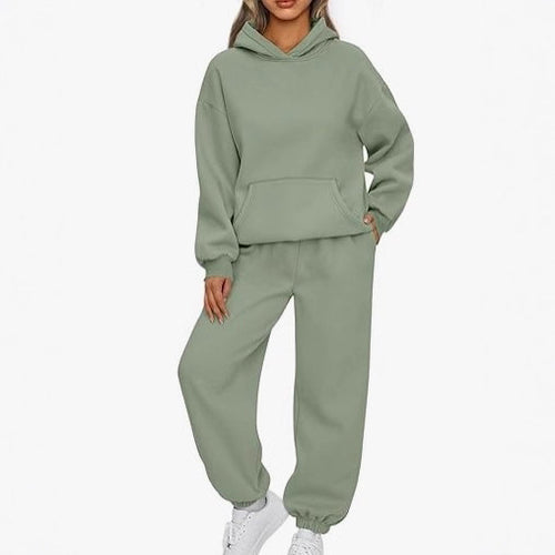 Women's casual hoodie jumpsuit made of high-quality sweat material with practical pockets Chic & Stil