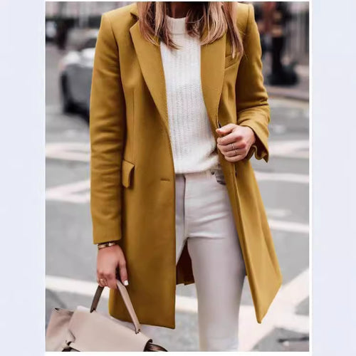Elegant women's coat, fitted, made of high-quality fabric Amarae