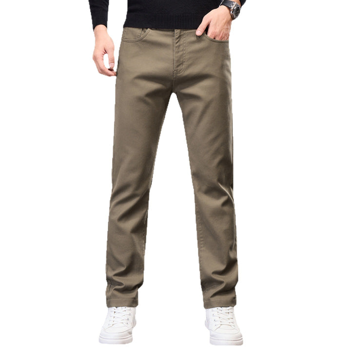 Men's chino pants with a modern fit and practical pockets Lune London