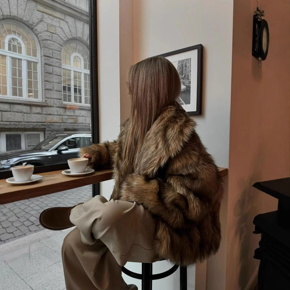 Women's Cozy Faux-Fur Jacket with Soft Lining Lune London