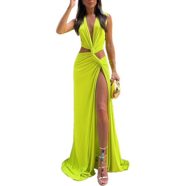 Maxi dress for women with a seductive V-neckline and chic gathering Lune London