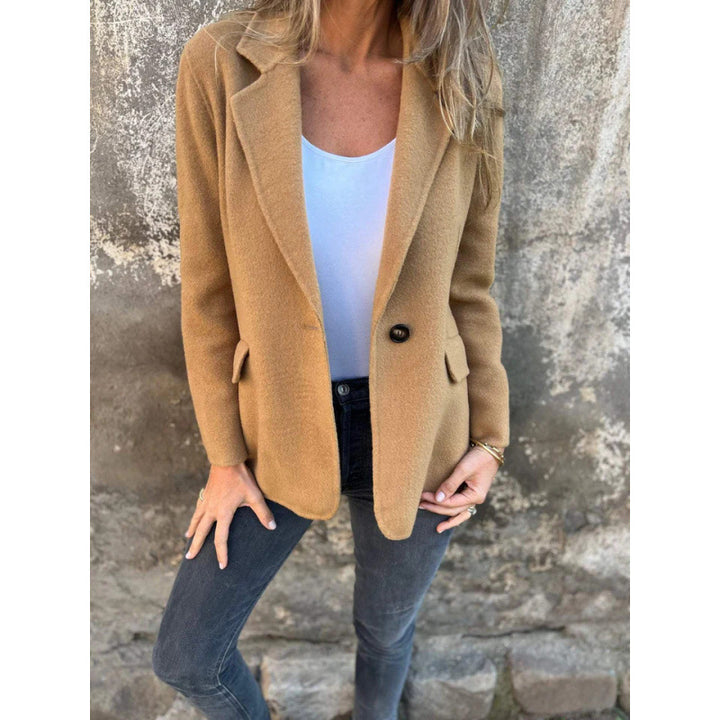 Women's boxy short coat in blazer look made of wool blend with falling lapel Amarae