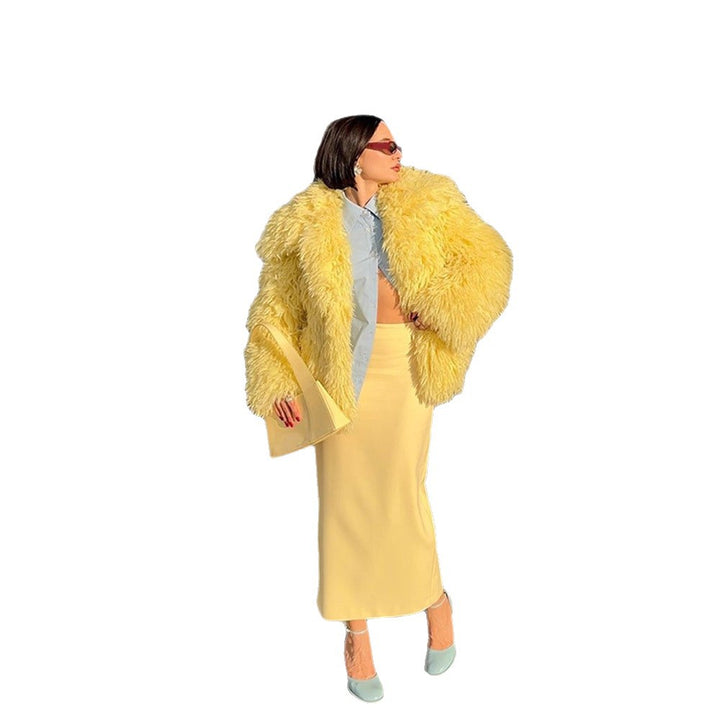 Women's Short Cut Long Pile Shaggy Faux Fur Blouson with Boxy Silhouette Amarae