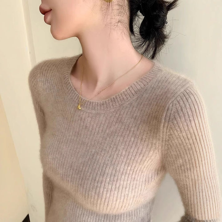Pull-over en maille fine à côtes pour femmes avec col rond Chic & Stil
