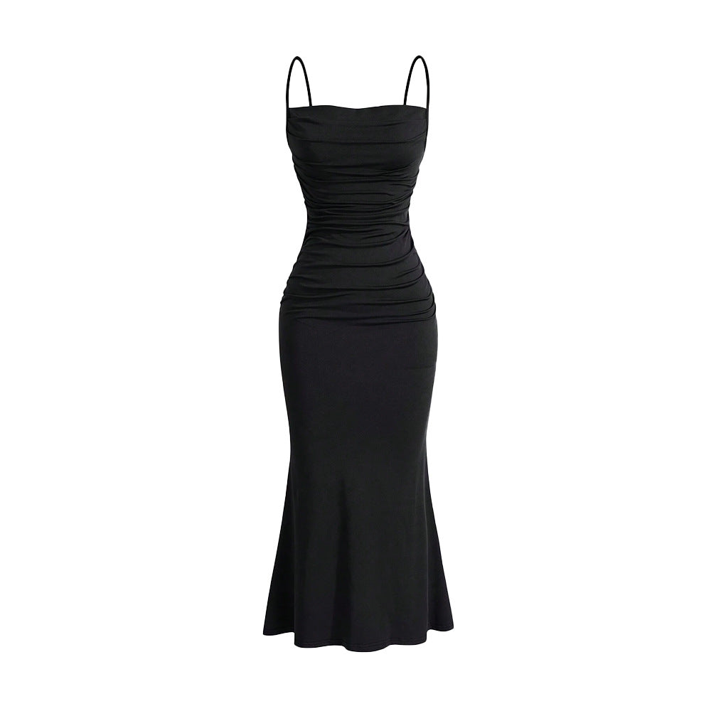 Robe maxi pour femmes avec des plis élégants et des bretelles hors des épaules Chic & Stil
