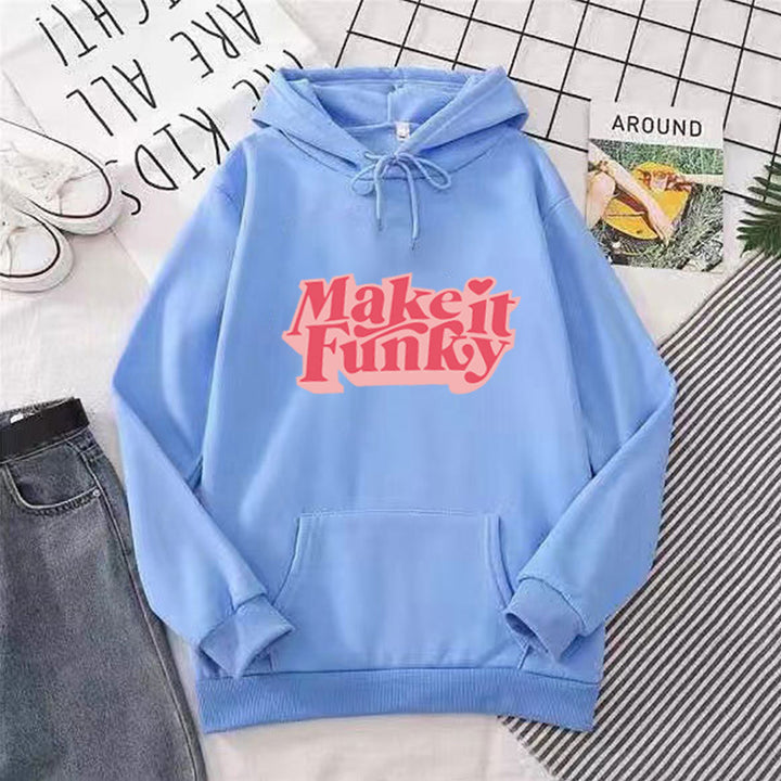 Women's hoodie with playful print Chic & Stil