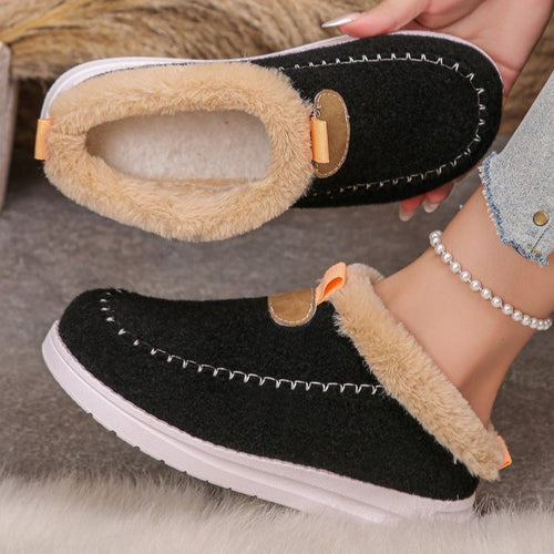 Fluffy slippers for women with non-slip sole and cozy lining Amarae
