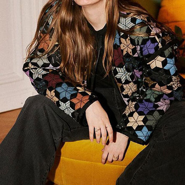 Transitional ladies' jacket with a colorful geometric pattern and practical pockets Lune London