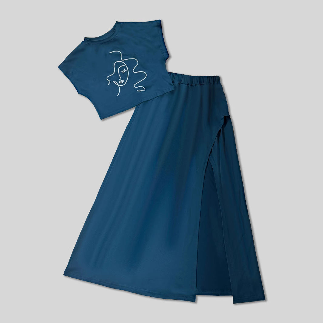 Two-piece set for women with cropped top and high split skirt Lune London