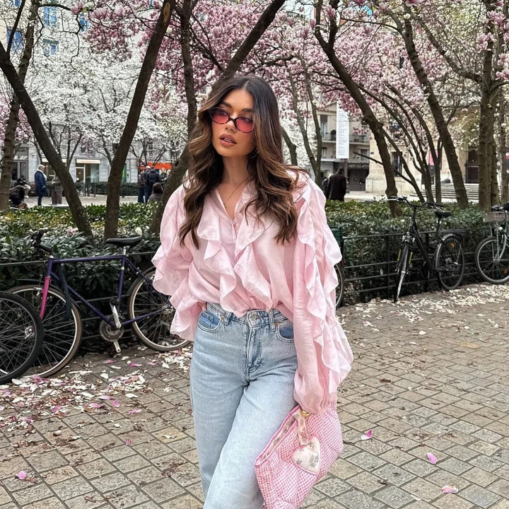 Blouse woman with voluminous ruffle details and a wavy hem Lune London