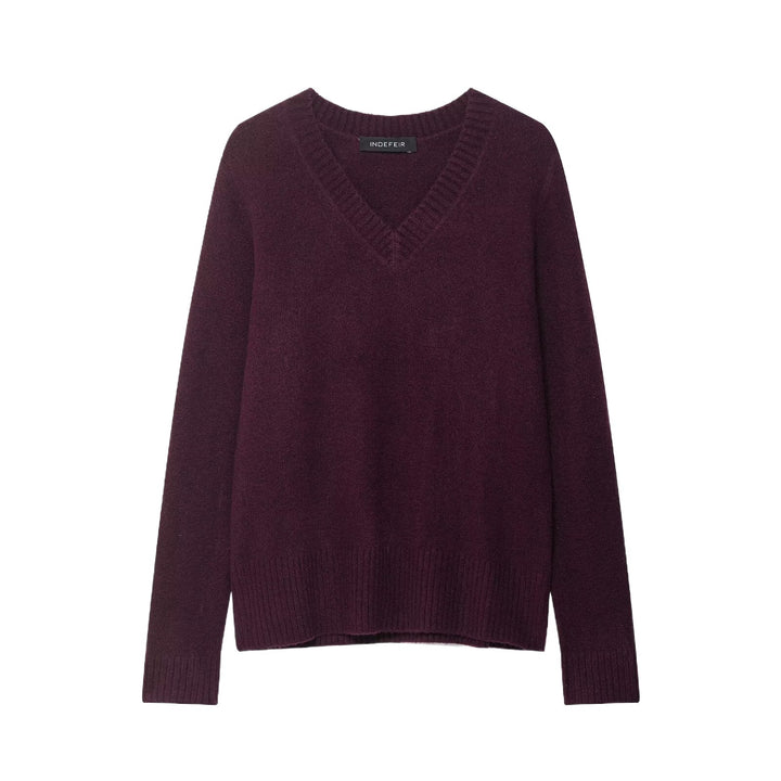 Women's sweater with V-neck and soft material Lune London