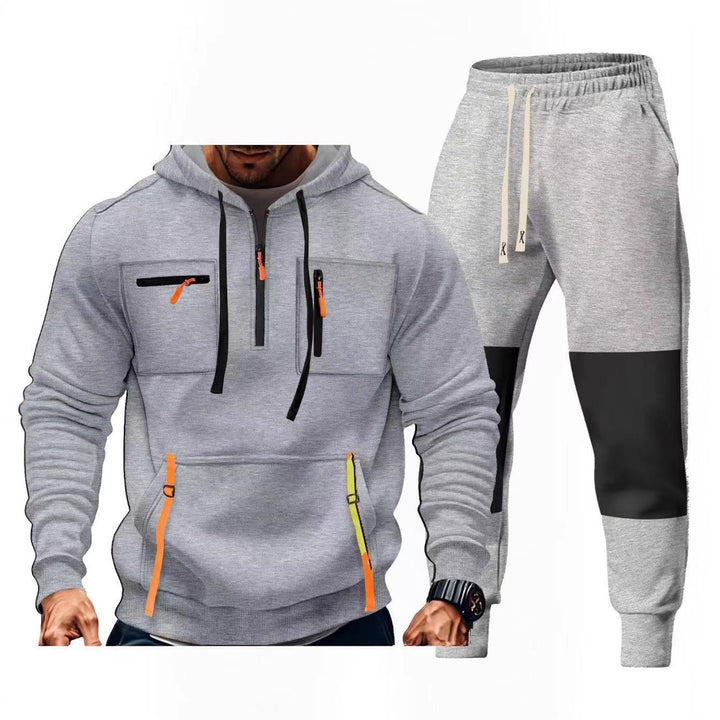 Men's sportswear set with functional pockets Lune London