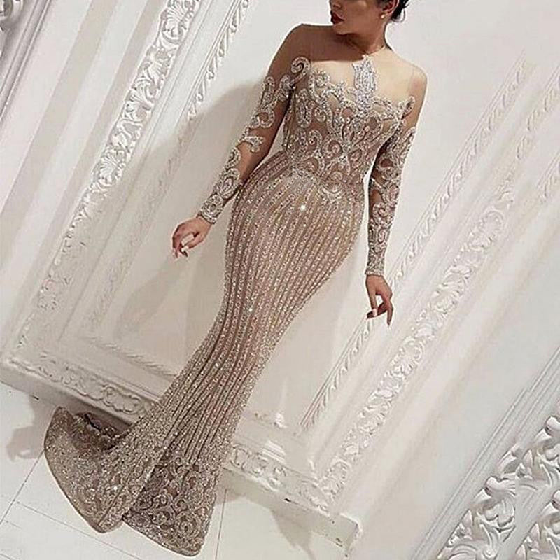 Women's elegant evening dress with glittering sequins and slim fit Lune London