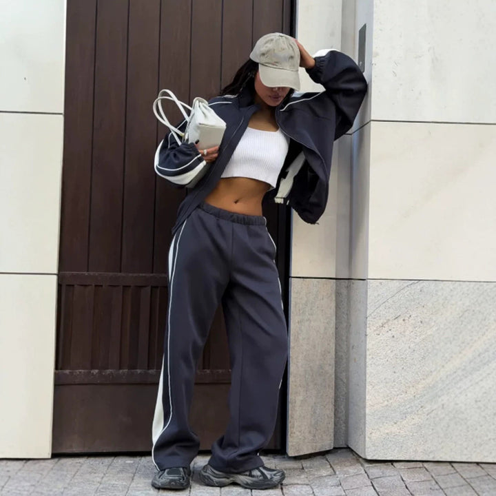 Women's oversized tracksuit with zip jacket, wide joggers, and contrast side stripes Amarae
