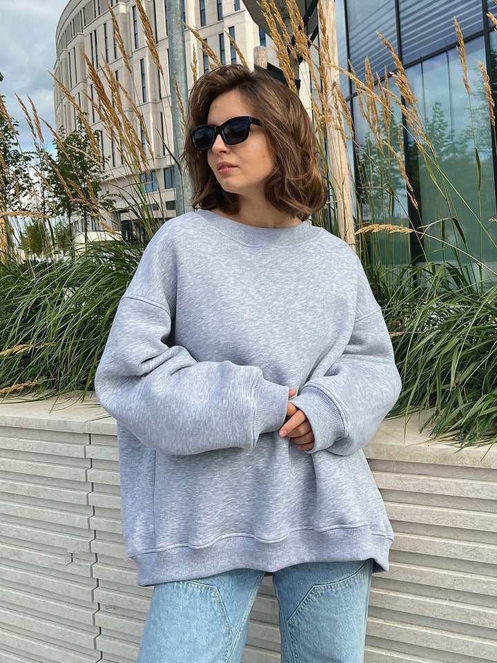 Women's Oversized Sweatshirt with Dropped Shoulder and Soft Fleece Fabric Chic und Stil