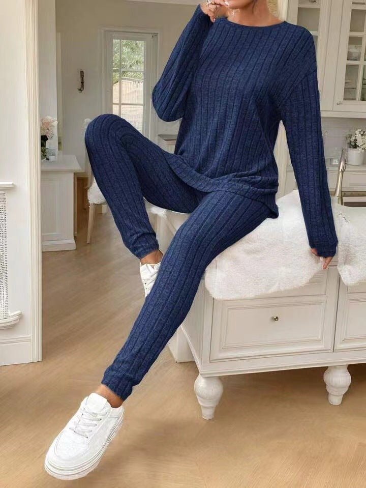 Ladies Long Sleeve Knit Sweater with Ribbed Structure Lune London