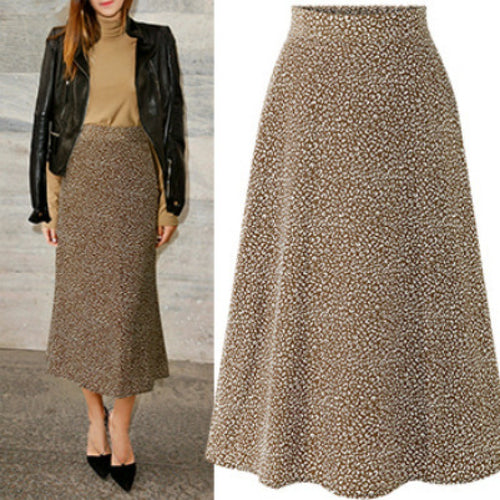 Jupe midi pour femmes avec une coupe élégante en A et un design à pois à la mode Chic & Stil