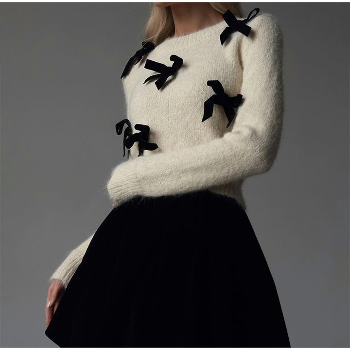 Knitted sweater for women with decorative knots Lune London