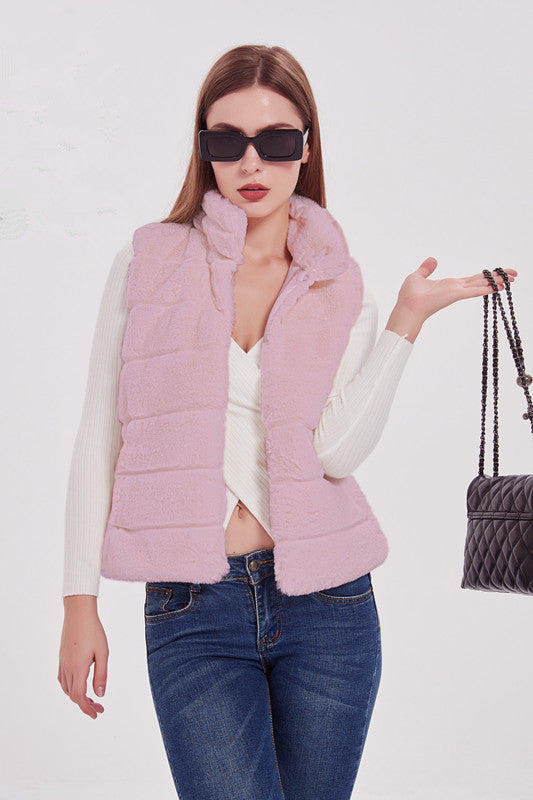 Ladies Quilted Gilet with High Collar and Practical Pockets Amarae