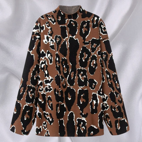 Women Oversized sweater with animal pattern and high collar Amarae