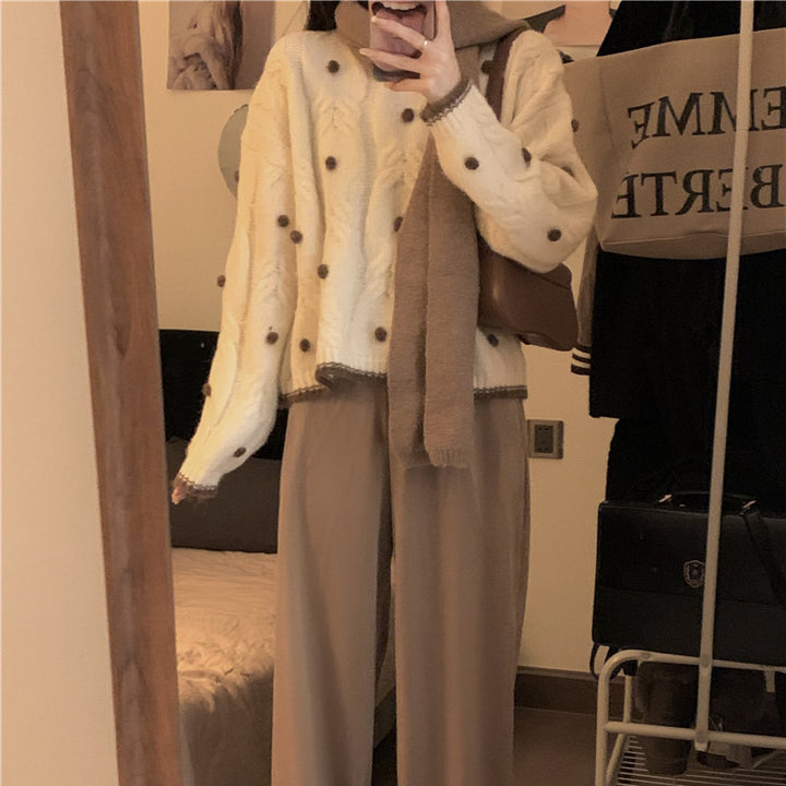 Sweater en tricot épais pour femmes avec détails de perles décoratives Chic & Stil