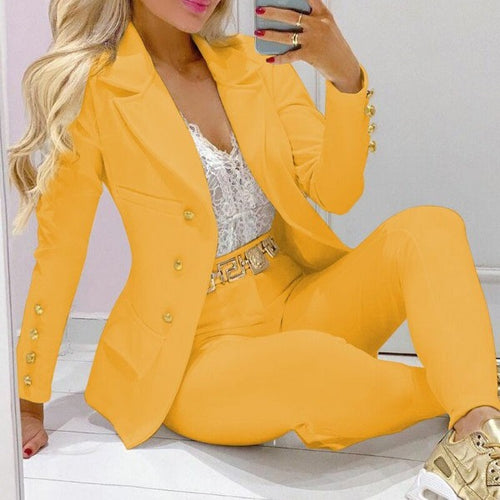 Women Elegant blazer set with decorative buttons and fitted cut Amarae