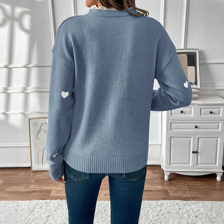 Lady knitted sweater with heart pattern and V-neck Lune London