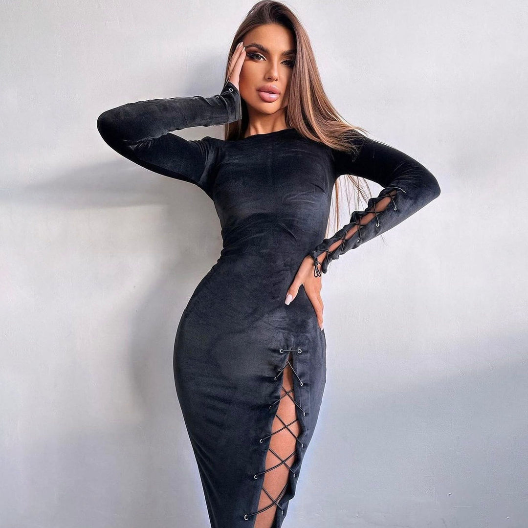 Maxi dress for women with refined lace details and a fitted cut Lune London