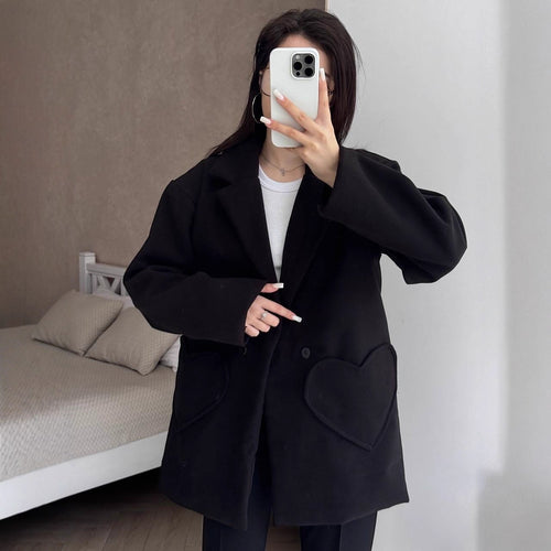 Fashion oversized coat for women with large pockets and chic lapels