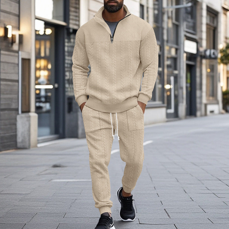 Men's fleece sports outfit with half-zip and practical pockets Lune London