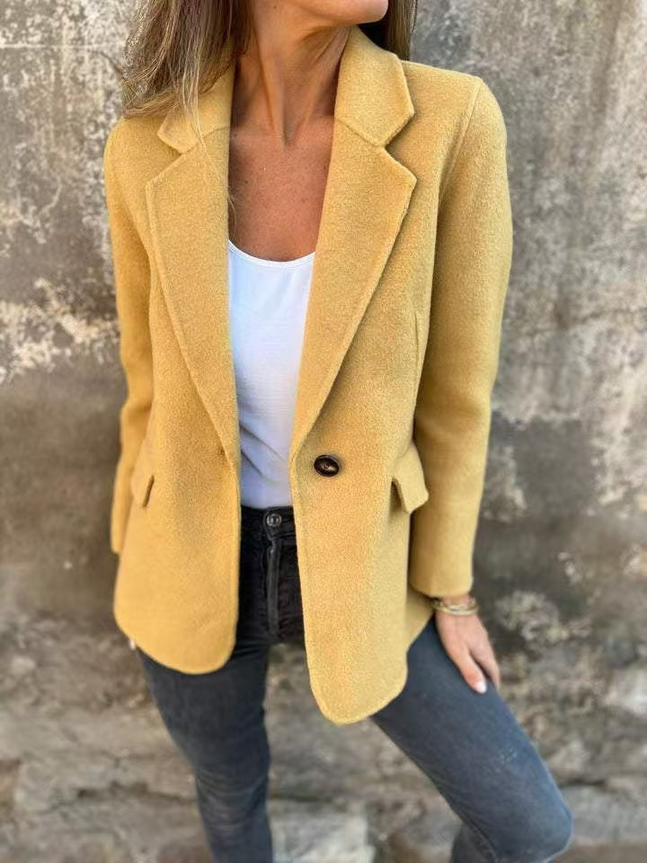 Elegant blazer jacket for women in soft material Lune London