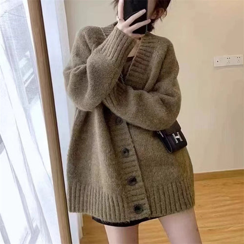 Ladies chunky knit cardigan with voluminous sleeves and buttoned neckline Amarae