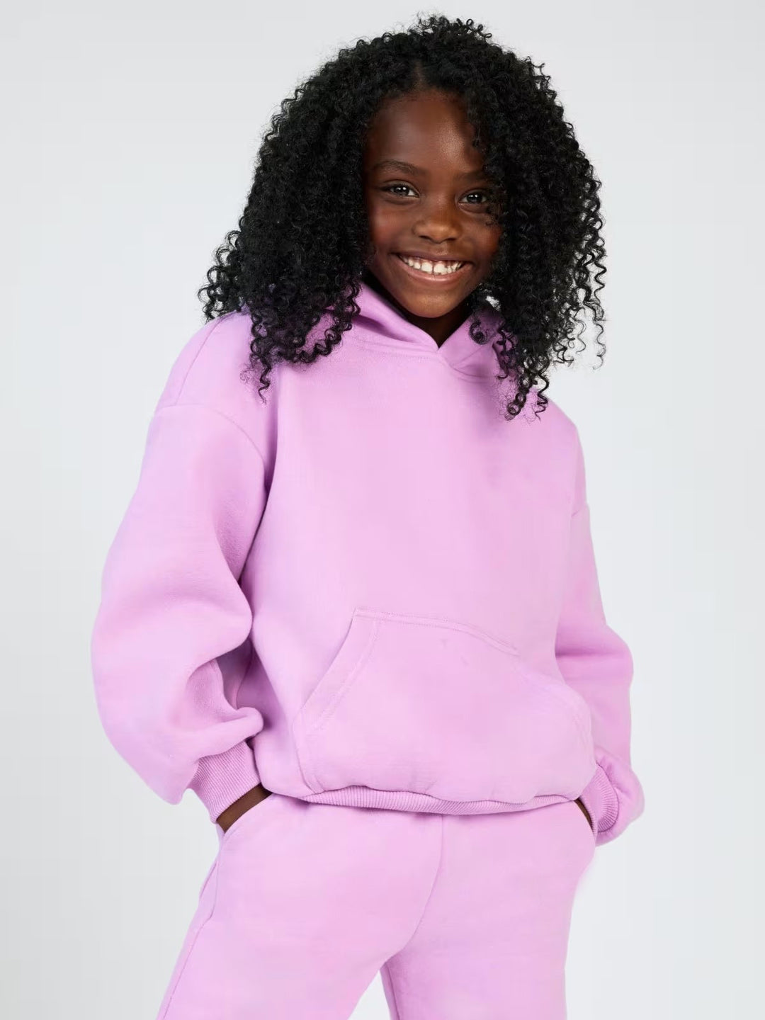 Comfortable hoodie for women with kangaroo pocket and wide sleeves Lune London