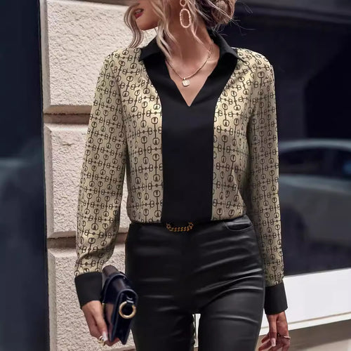 Blouse for women with a modern pattern mix and an elegant V-neck Amarae