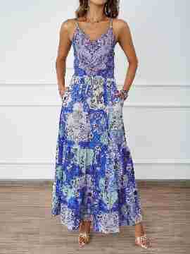 Women’s maxi dress with airy straps and floral pattern Lune London