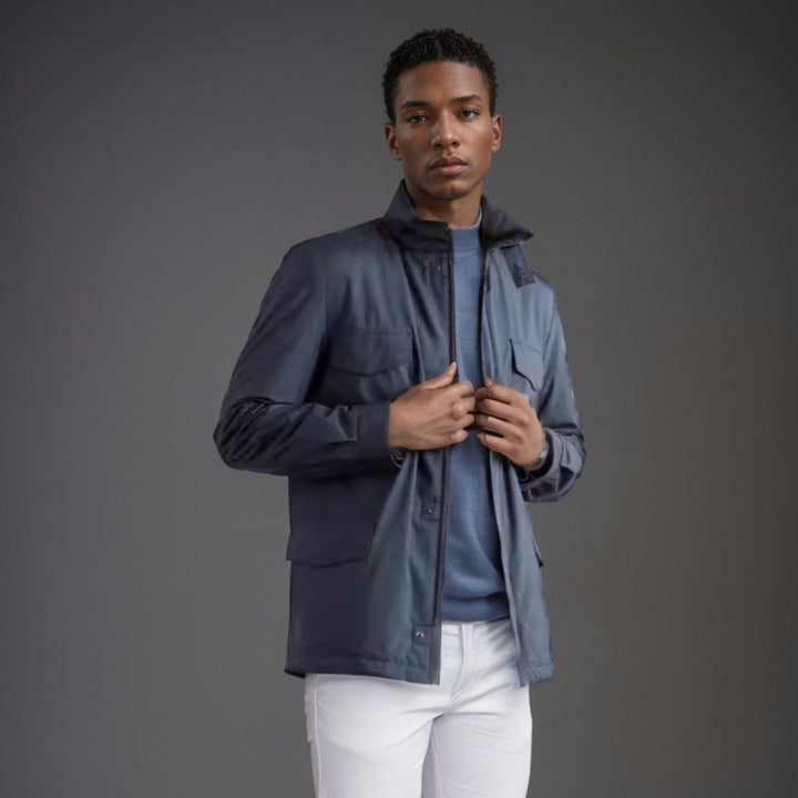 Fashionable men's trekking jacket made of water-repellent material with practical pockets Lune London