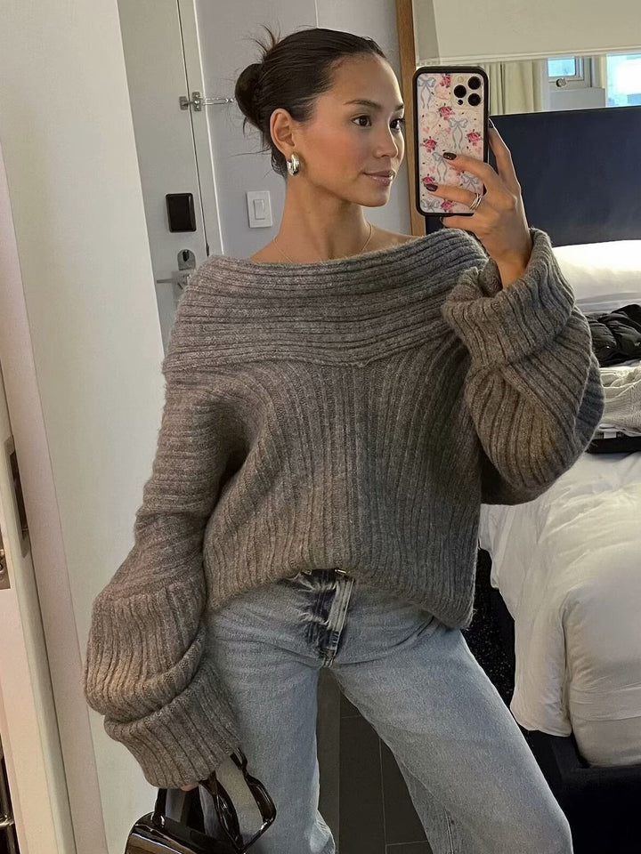 Women's sweater with wide turtleneck and structured ribbed design Lune London
