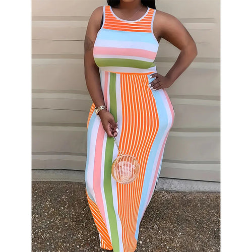 Maxi dress for women with a colorful striped design and a fitted cut Amarae