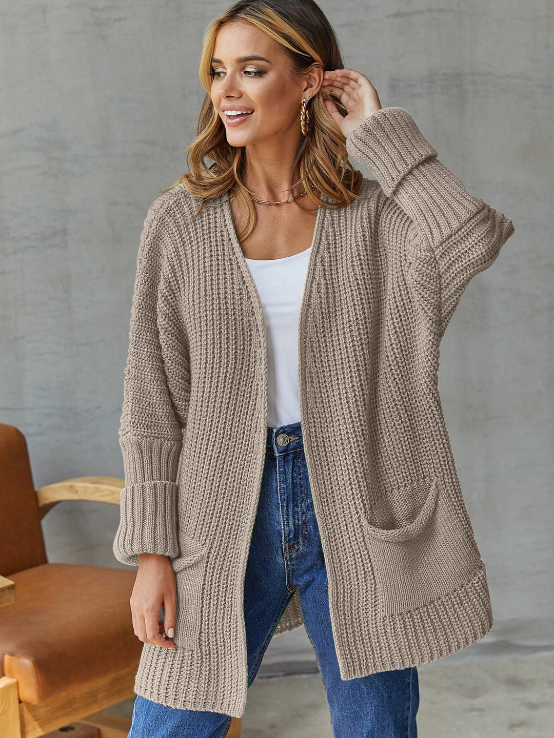 Ladies oversized knit cardigan with ribbed structure and pockets Lune London