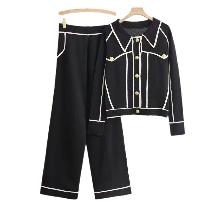 Elegant leisure set for women with contrasting button design Lune London