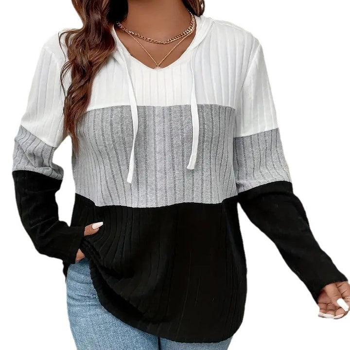 Hooded sweatshirt for ladies with a textured color scheme and a relaxed fit Lune London