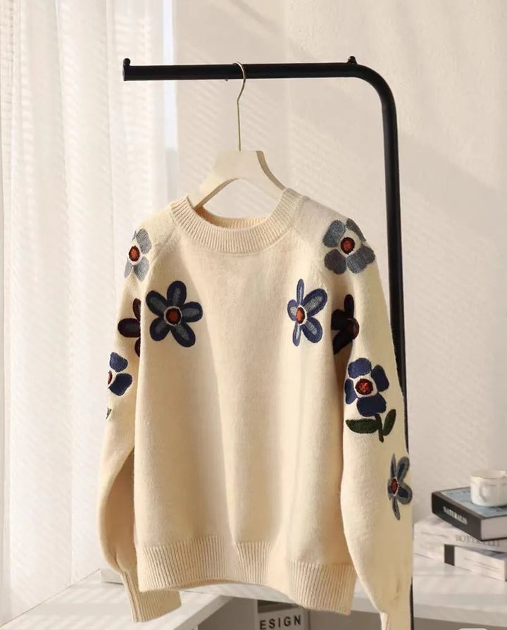 Pull en tricot élégant pour femmes avec design de broderie florale et coupe décontractée Chic & Stil