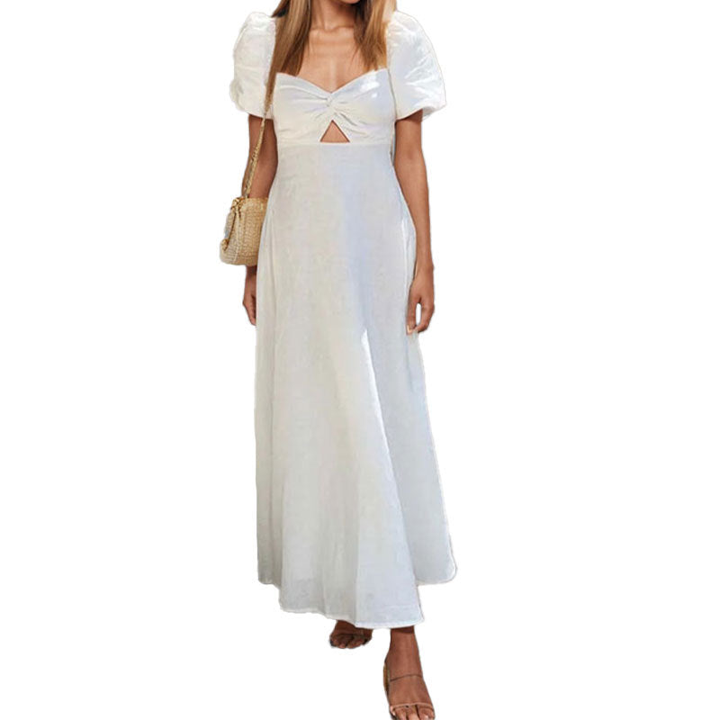 Robe maxi pour femmes avec un design clé sophistiqué et des manches puff volumineuses Chic & Stil