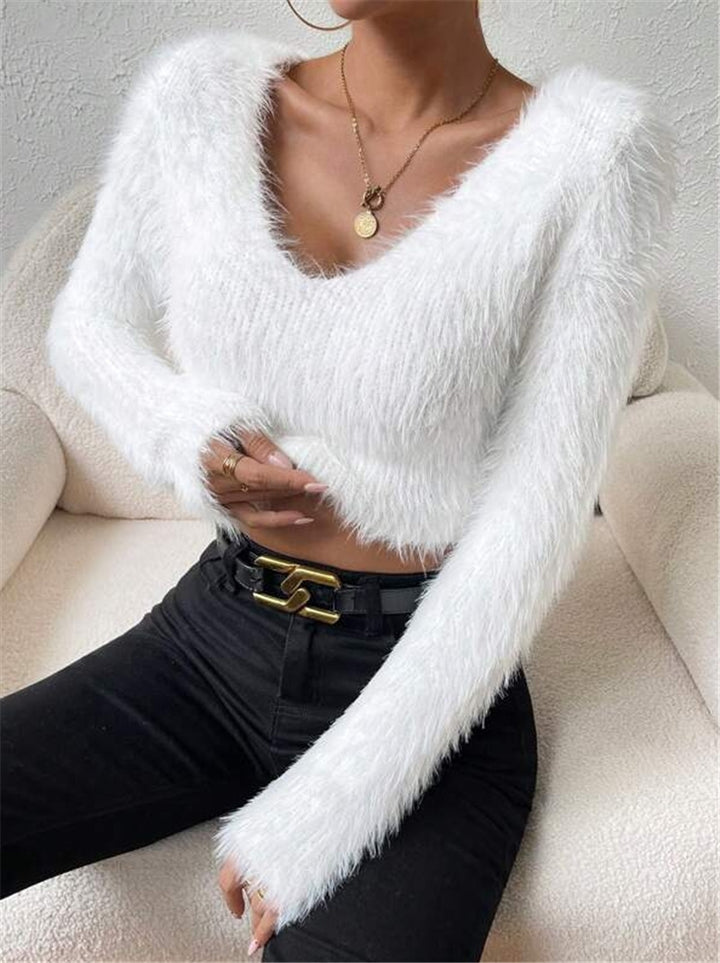 Woman soft V neck top in plush material Lune London