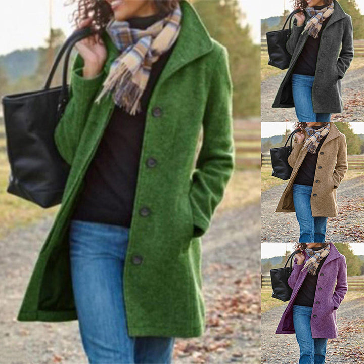 Elegant wool coat for women with classic lapels Amarae