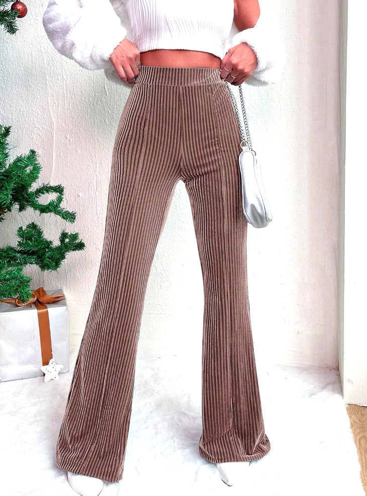 Women's High-Waisted Velvet Corduroy Pants with Pleated Look and Wide Leg Amarae