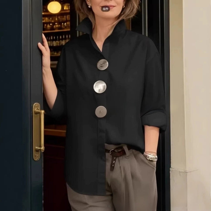 Women's stylish shirt with large button details and a chic standing collar Lune London