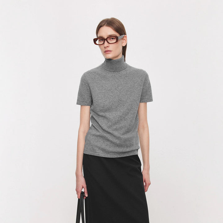 T-shirt élégant et confortable pour femmes avec col montant Chic & Stil