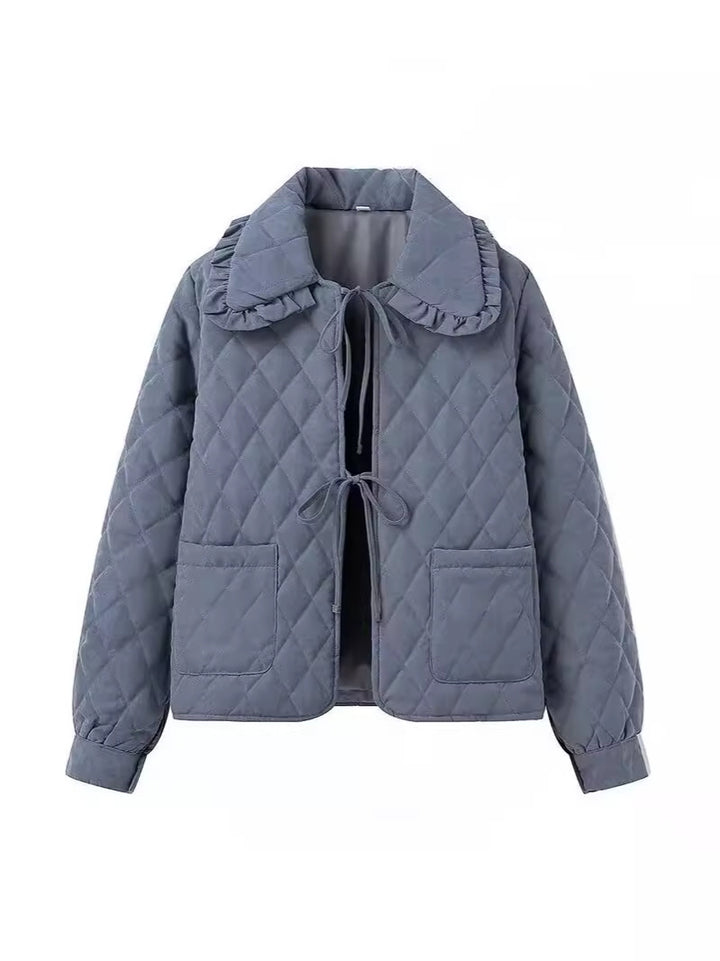 Quilted jacket for women with large collar and practical pockets Lune London